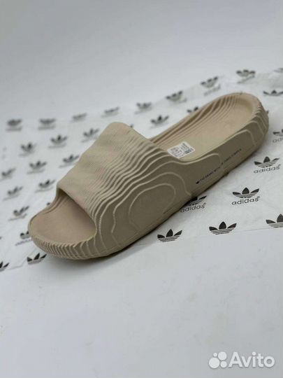 Шлепки Adidas adilette В наличии 40-44