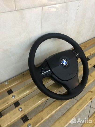 Рулевое колесо на BMW