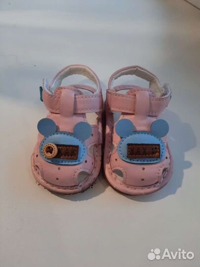 Босоножки для девочки