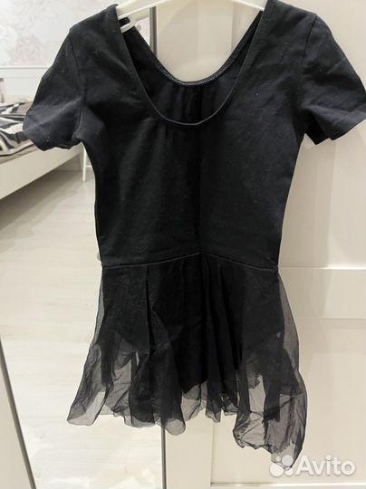 Черный гимнастический купальник