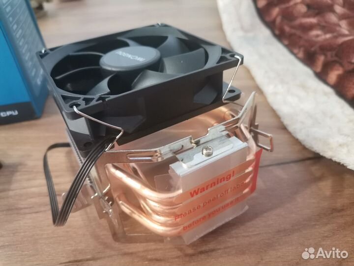 Продам новый кулер для процессоров интел и амд