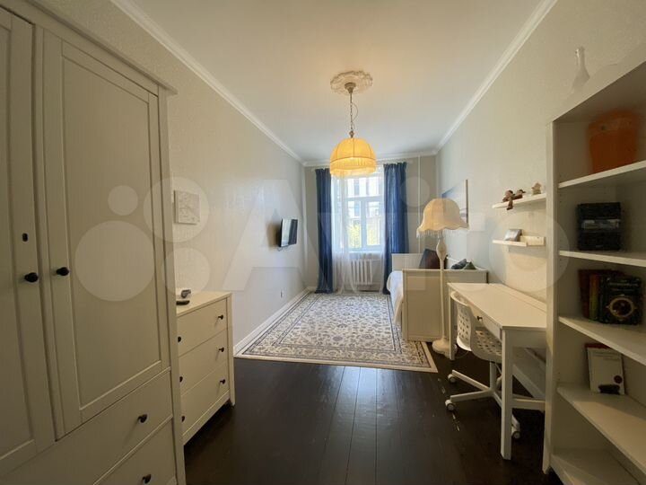 2-к. квартира, 78 м², 2/4 эт.