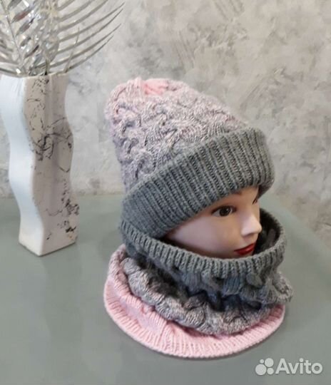 Комплект шапка и снуд женский