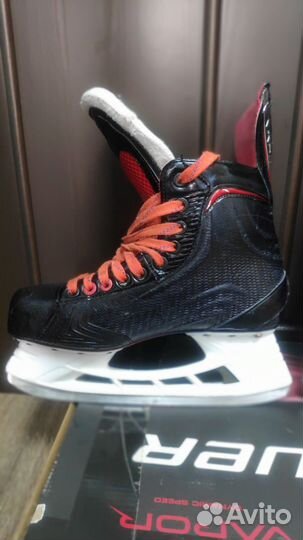 Хоккейные коньки bauer vapor x700, размер 7D