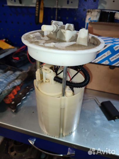 Топливный насос в сборе Форд Фокус 3