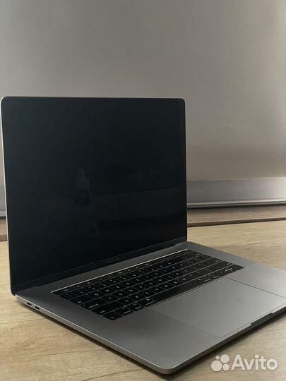 Apple MacBook Pro 15 2019 intel core i9