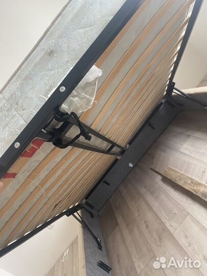 Кровать двухспальная с матрасом бу бесплатно