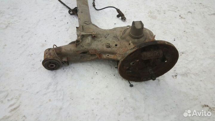 Балка задняя/подрамник Daihatsu YRV