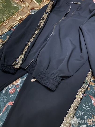 Костюм женский