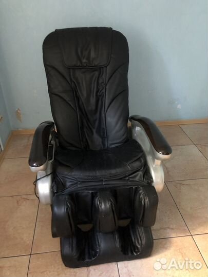 Массажное кресло