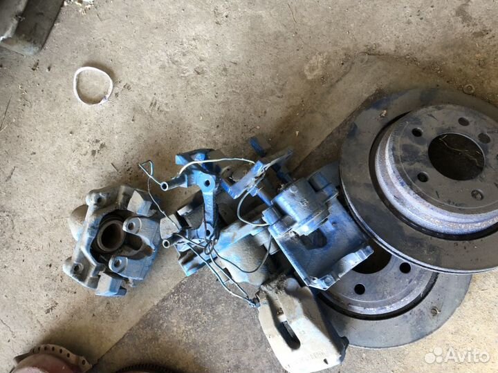 Тормозные диски и суппорта на бмв е39 540