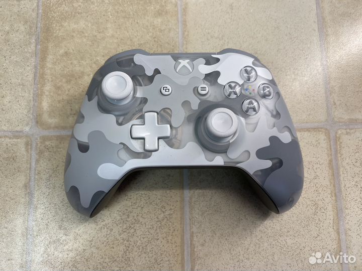 Геймпад Xbox ONE S оригинал