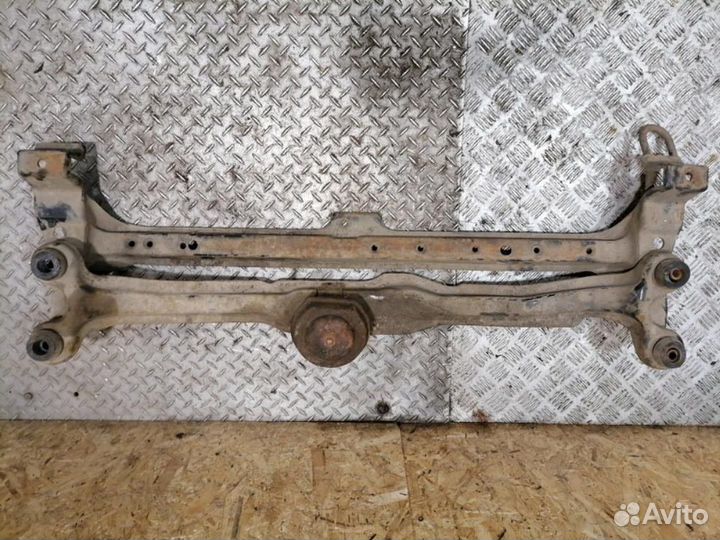 Балка подрадиаторная Volkswagen Passat b3 b3