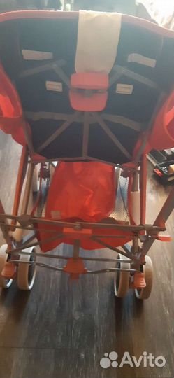 Прогулочная коляска трость