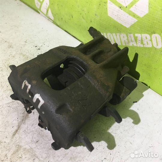 Суппорт передний правый Форд Фокус 1