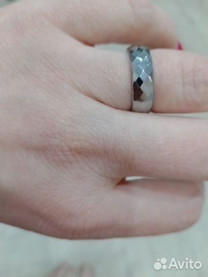 Серебряное кольцо