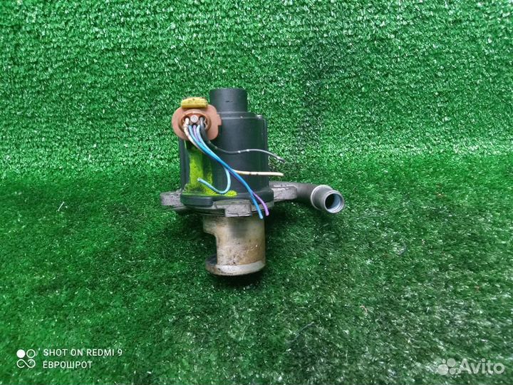 Клапан рециркуляции выхлопных газов Renault Duste