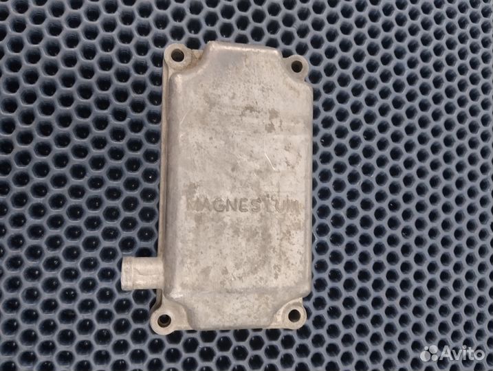 Suzuki RF900R T70 крышка кл крышки