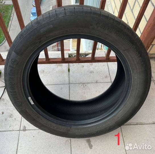 Continental ContiPremiumContact 5 215/55 R17 94W