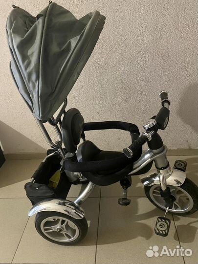 Детский велосипед с ручкой