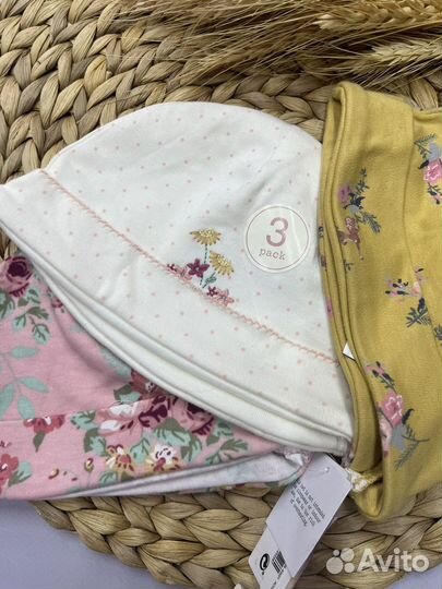 Шапка для девочки next