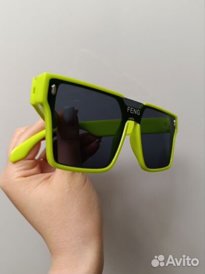 Солнцезащитные очки новые