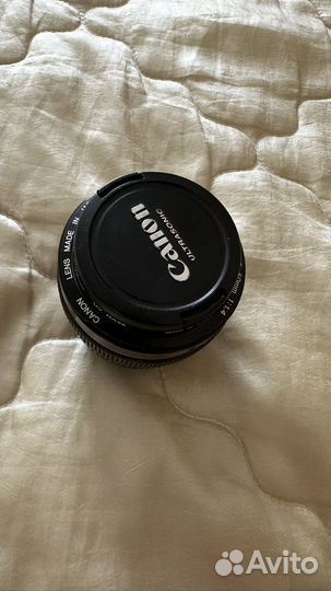 Объектив canon 50mm 1.4