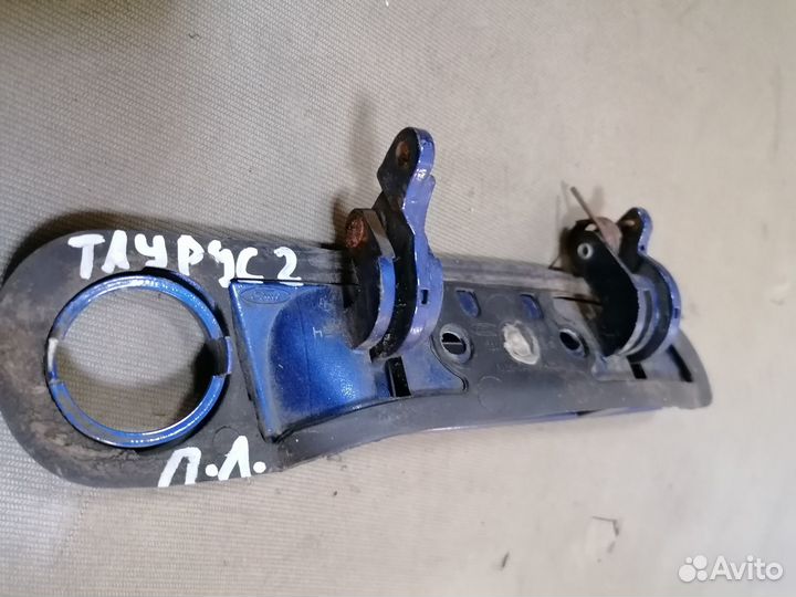 Ручка двери передней левой Ford Taurus 2 1992-1996