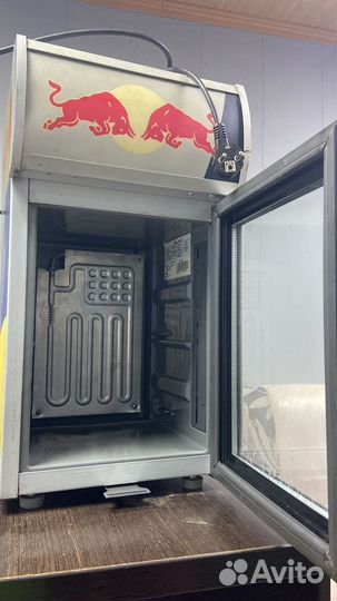 Холодильник Red Bull
