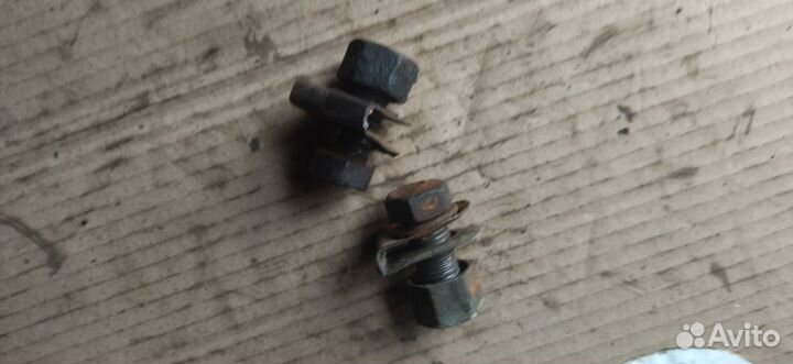 Болты маятника мопед Карпаты