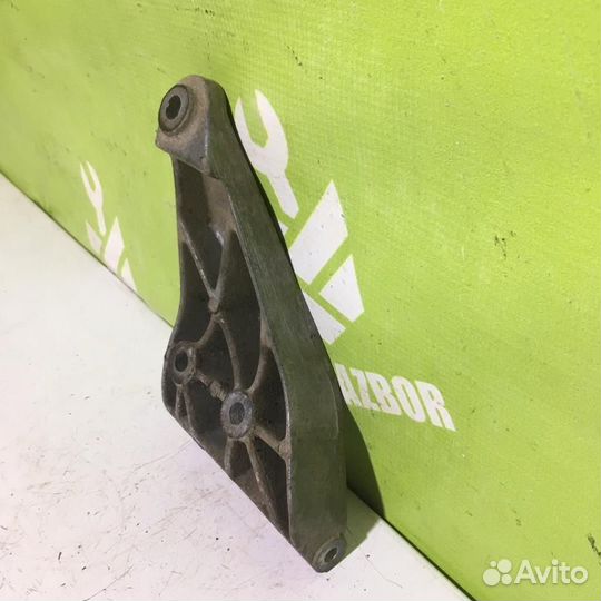 Кронштейн генератора Шевроле Ланос