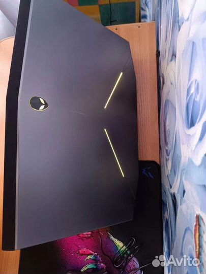 Игровой ноутбук alienware17