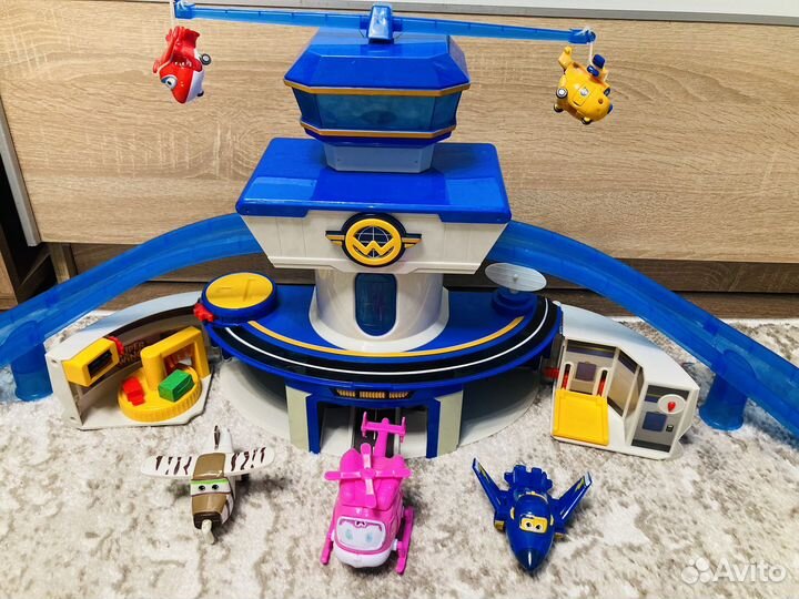 Супер крылья аэропорт