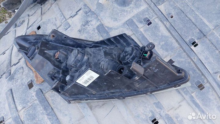 Фара леаая киа сид 1 2006-2010 оригинал