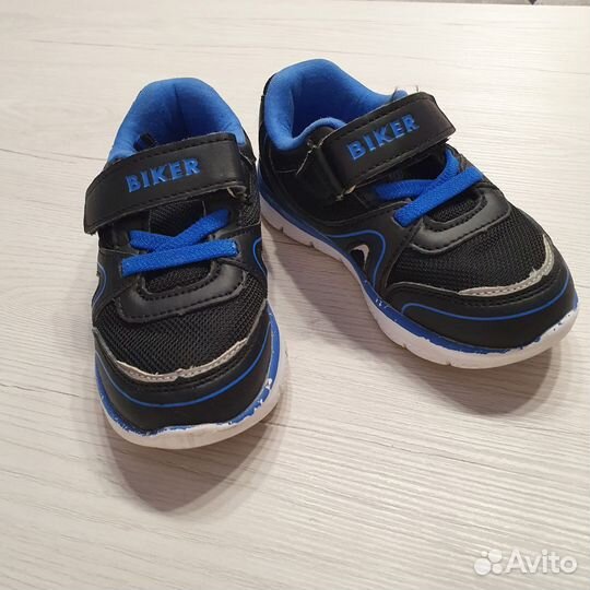 Кроссовки для мальчика 25 размер Biker