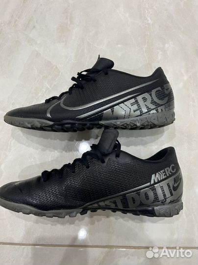 Бутсы Nike