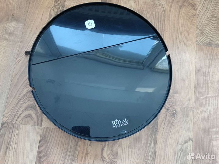 Робот пылесос royal