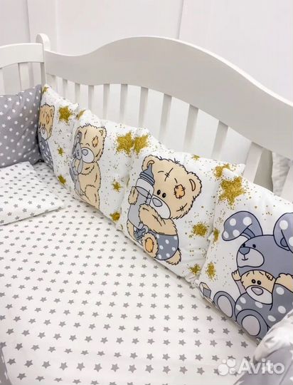 Комплект в детскую кроватку бортики