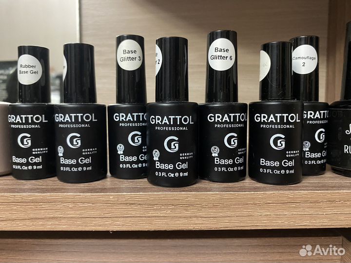 Гель-лаки, топы и базы