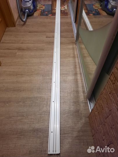 Продам люстру