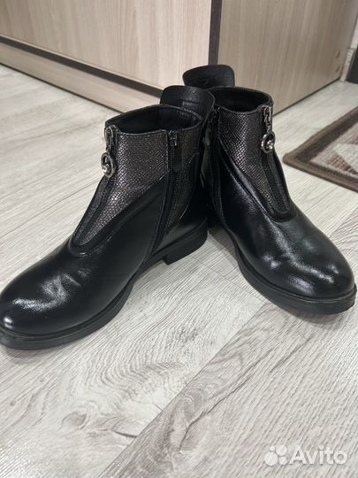 Ботинки женские