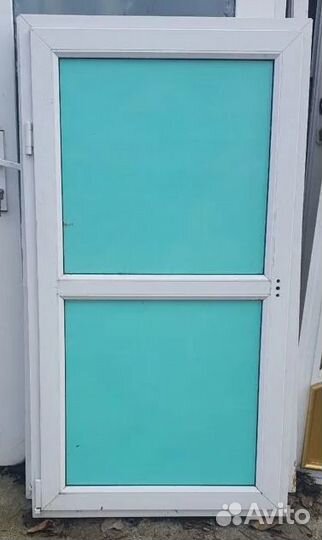 Двери пластиковые бу