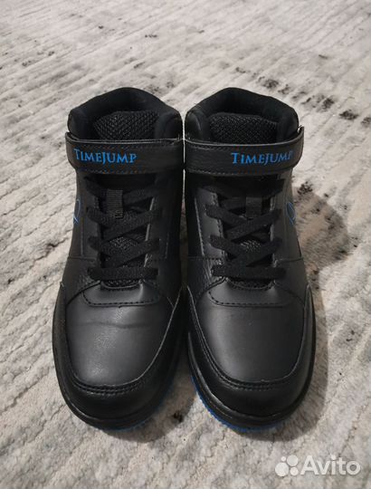 Ботинки/кроссовки на мальчика