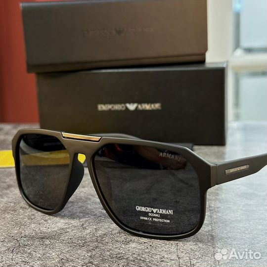 Солнцезащитные мужские очки