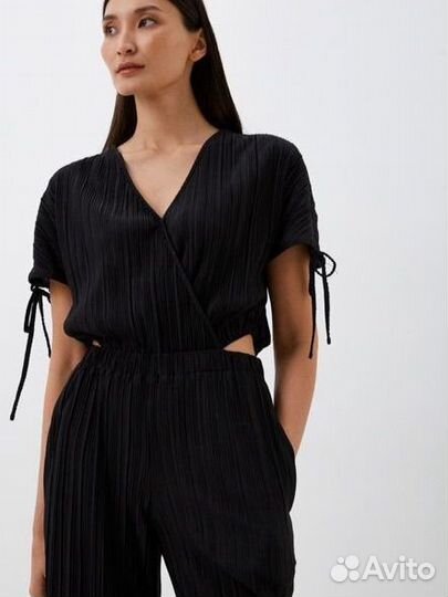 Комбинезон женский