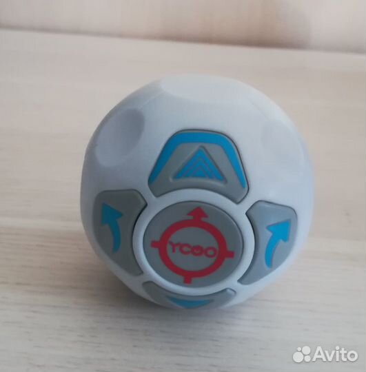 Собака робот Дэкел