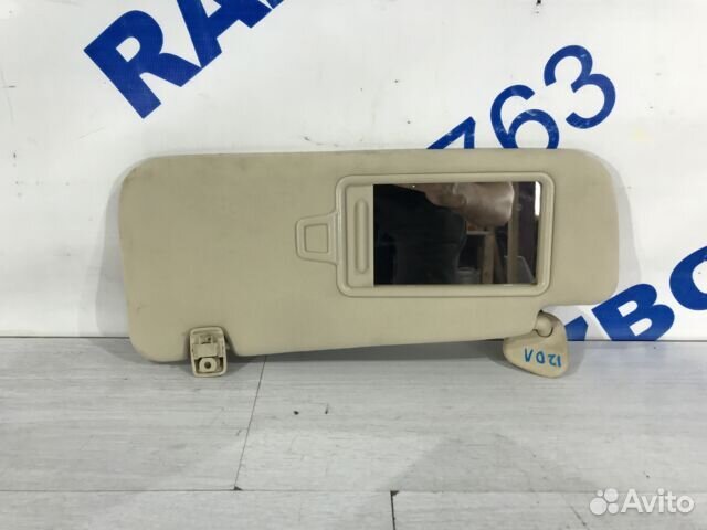 Козырек левый KIA quoris 3.8 ат