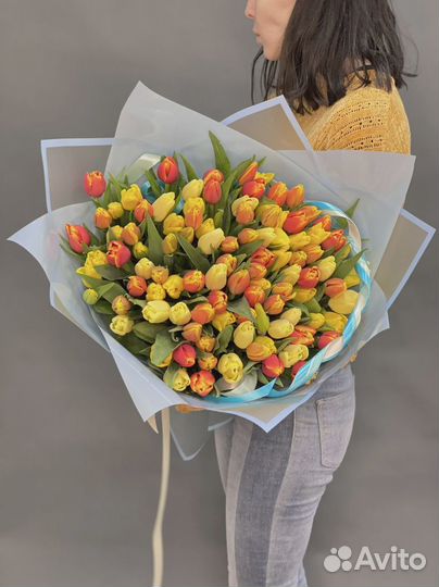 Букет 101 Тюльпан в матовой бумаге