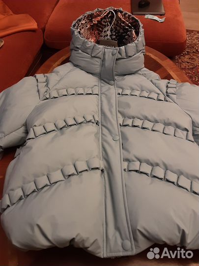 Итальянский женский пуховик,пух 90%,перо 10%