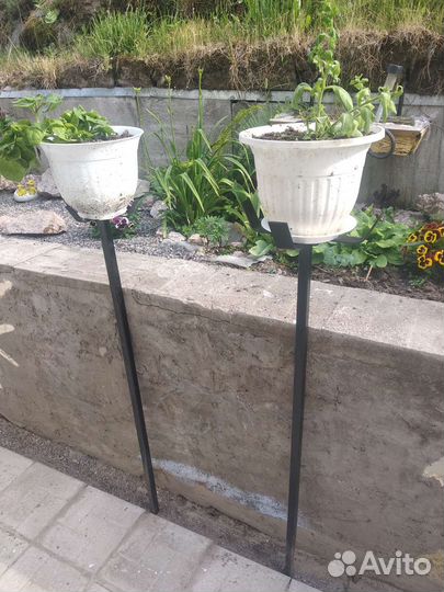 Подставка для цветов